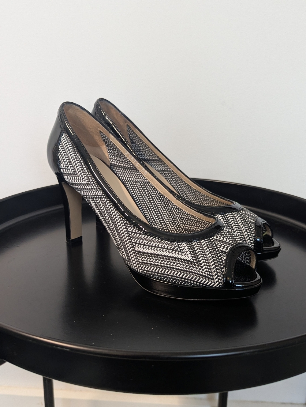 Brunate Italy Leather Peep Toe Heels Size‎ 38 Chevron Pattern Black Pumps